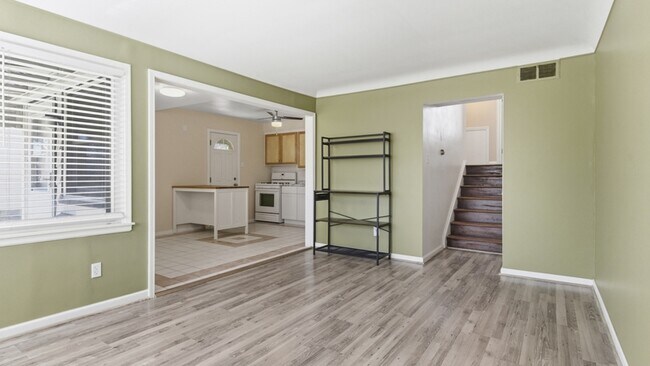 Foto del edificio - 2116 Michigan Blvd