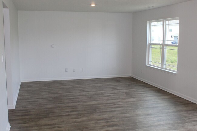 Foto del edificio - Now Available! Newer 4 BR Home in Decatur Schools!