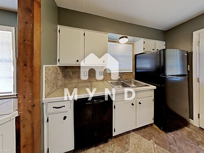 Foto del edificio - 3 br, 2 bath House - 8274 Concord Cv