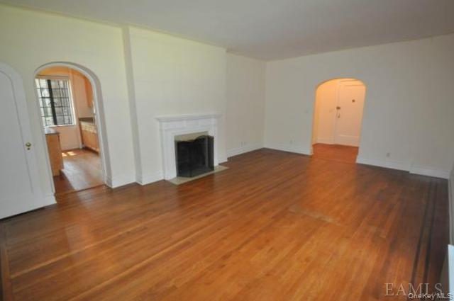 Foto del edificio - 155 Garth Rd