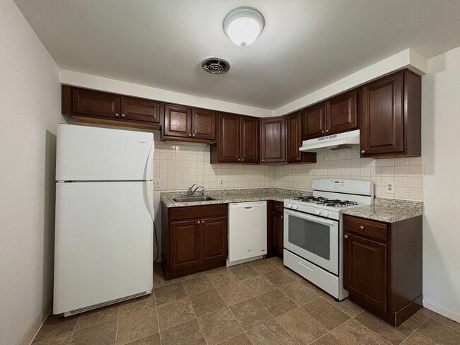 Interior Photo - Arbor Meadows