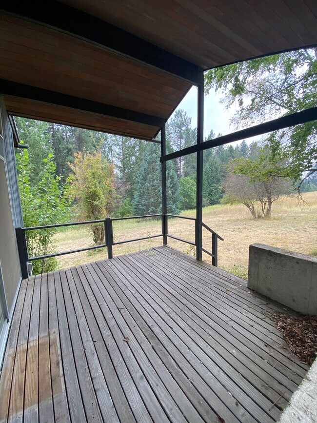 Foto del edificio - Country Living within one mile to town