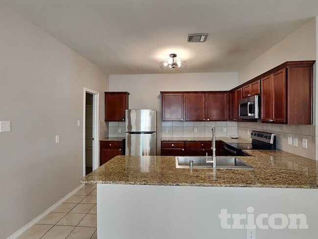 Foto del edificio - 2060 Brisbon St