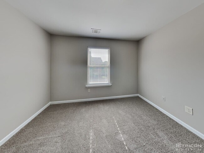 Building Photo - 81 Wyndham Ct