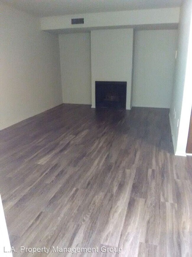 Foto del edificio - 8485 Valley Cir Blvd