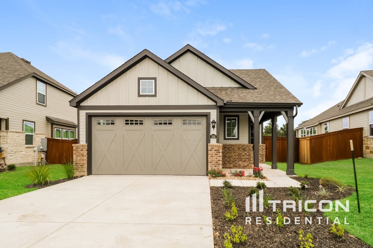 Foto principal - 556 Raglands Rd