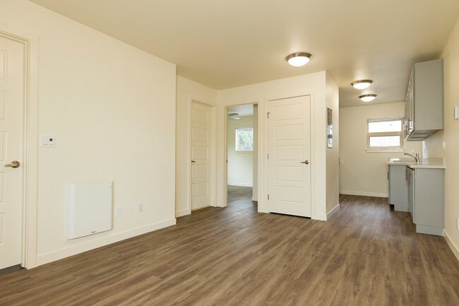 Building Photo - 2237 NW 59th-7