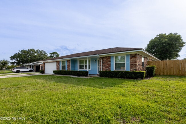 Building Photo - 2420 Blackbeard Dr