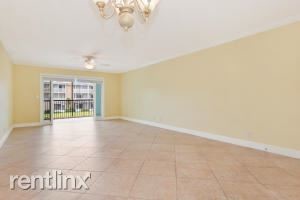 Building Photo - 2 br, 2 bath Condo - 124 Shore Ct Apt 208