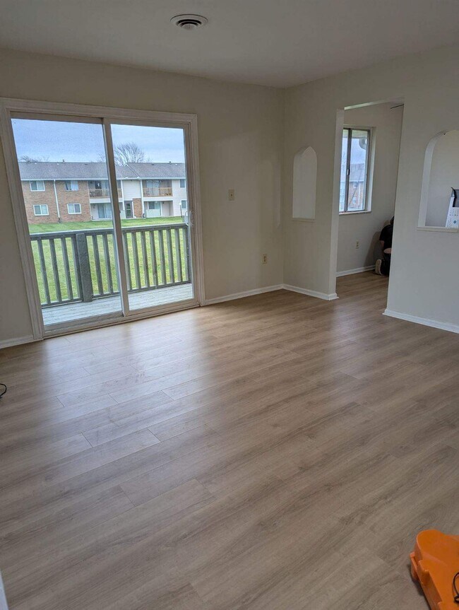 Foto del edificio - 2275 N Cable Rd