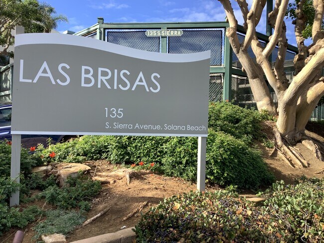 Foto del edificio - 135 S Sierra Ave