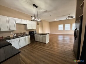Building Photo - 256 Co Rd 481