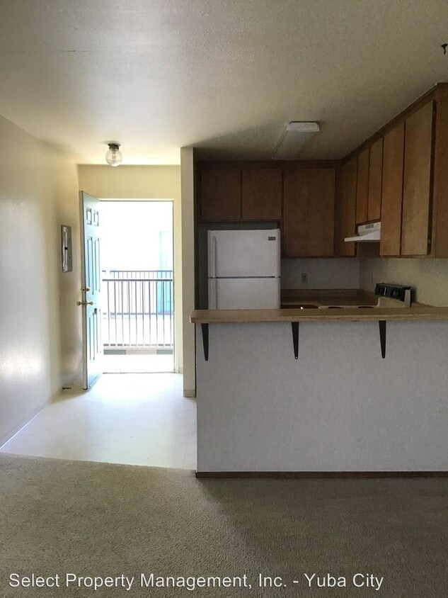 Primary Photo - 815 G St