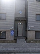 Building Photo - 2631 Westwinds Dr