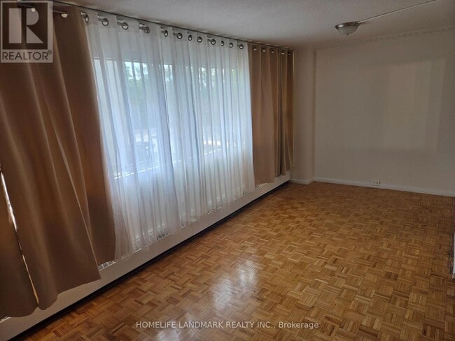 Building Photo - 100 Leeward Glenway