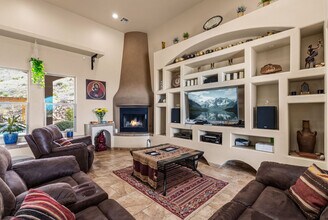 Building Photo - 12705 Chuck Wagon Rd