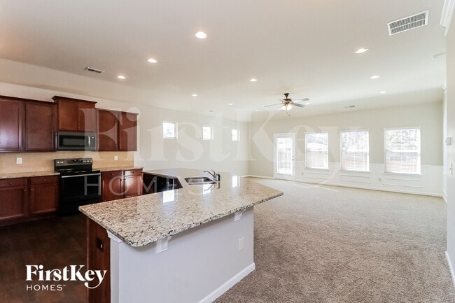 Foto del edificio - 510 Country Ridge Dr