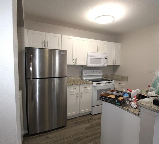 Foto del edificio - 8106 45th Ct E