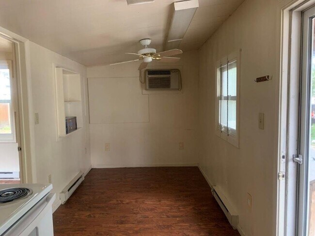 Foto del edificio - 1401A Zarker St-