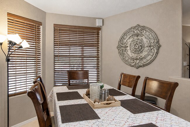 Foto del edificio - 78 N Ponderosa Cir