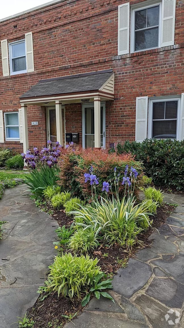 Alcova Heights Houses for Rent Arlington, VA 1 Homes