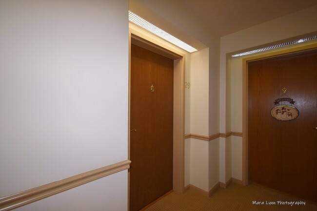 Building Photo - 29 Hunt Club Dr