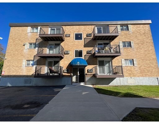 Primary Photo - 31 Beach Rd