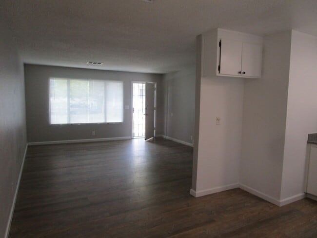 Building Photo - 1426 Callen St