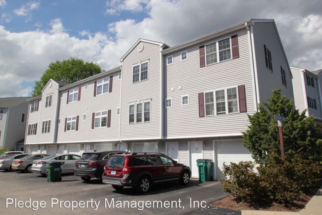 Primary Photo - 2 br, 2.5 bath House - 8 Paddock Lane