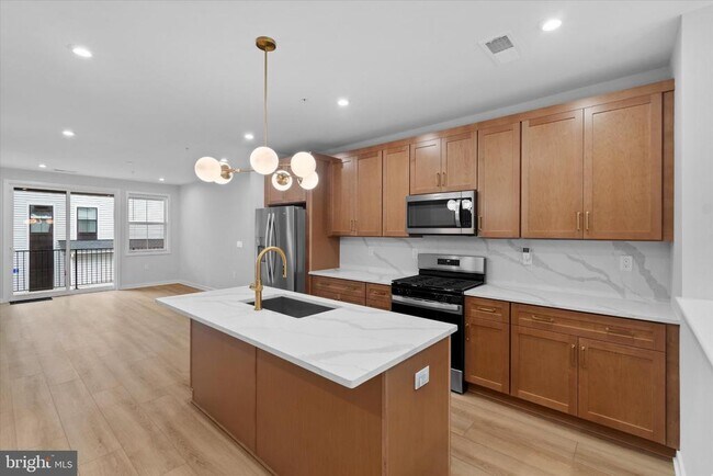 Foto del edificio - 4765 Sully Pt Ln