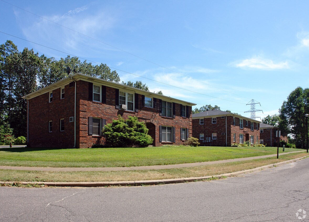 17731780 Cardigan St, Niles, OH 44446 Apartments in Niles, OH