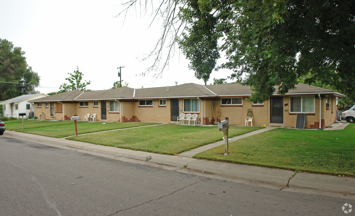Building Photo - 6591-6597 Leyden St