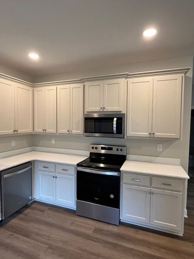 Building Photo - BRAND NEW HOME FOR RENT NEAR JOYNER with 3...