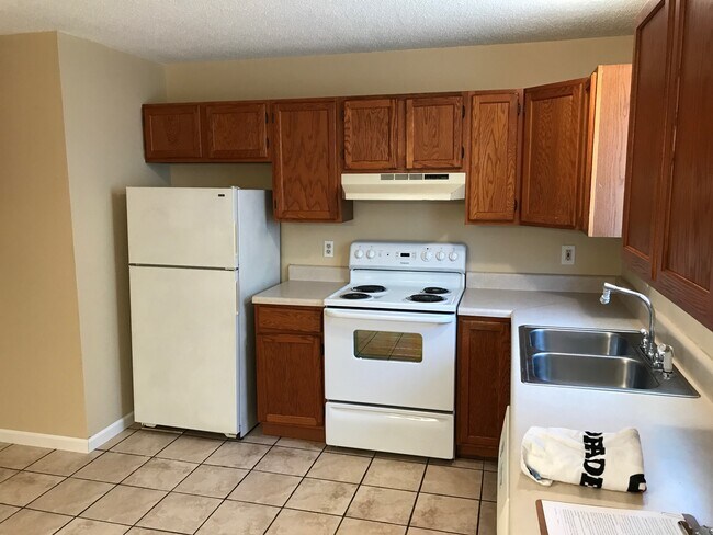 Foto del edificio - 723 Pleasant Valley Rd