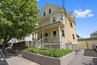 Building Photo - 52 Waterhouse St