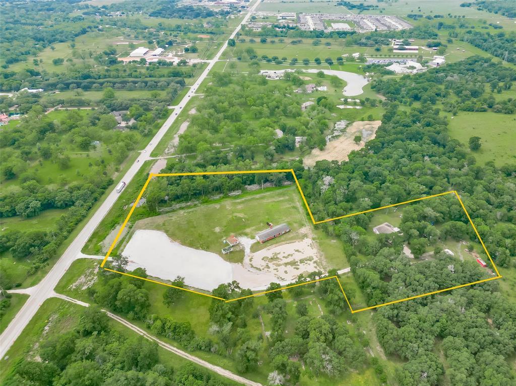 Foto principal - 5819 Farm to Market Rd 723