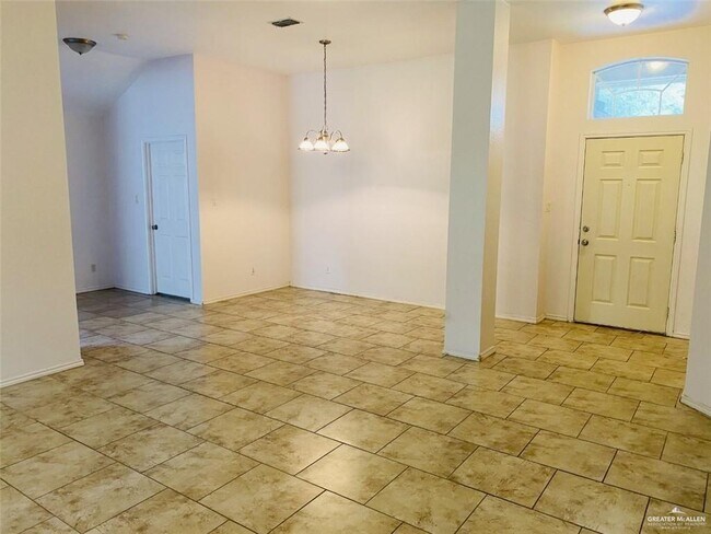 Building Photo - 3901 San Gerardo