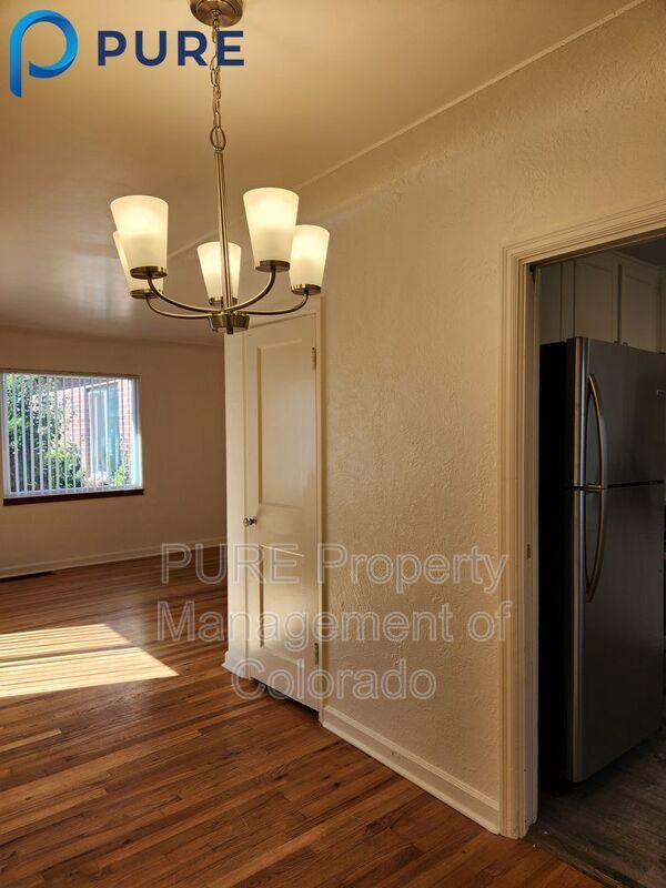 Building Photo - 776 Forest St
