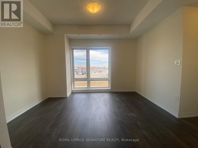 Building Photo - 10-10 Liben Wy