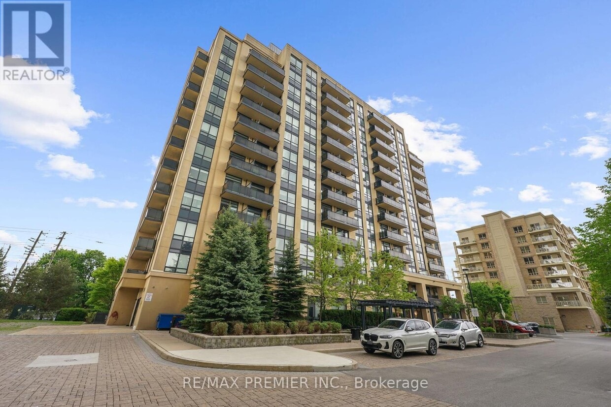 Primary Photo - 520-1520 Steeles Ave W