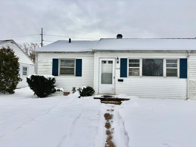 Building Photo - 429 S 28th St