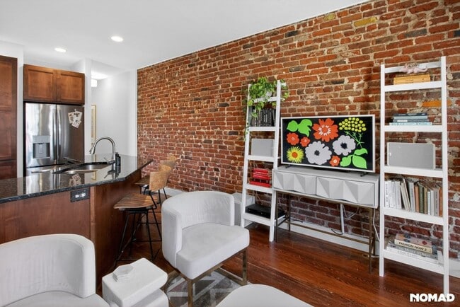 Foto del edificio - 3326 Quivas St