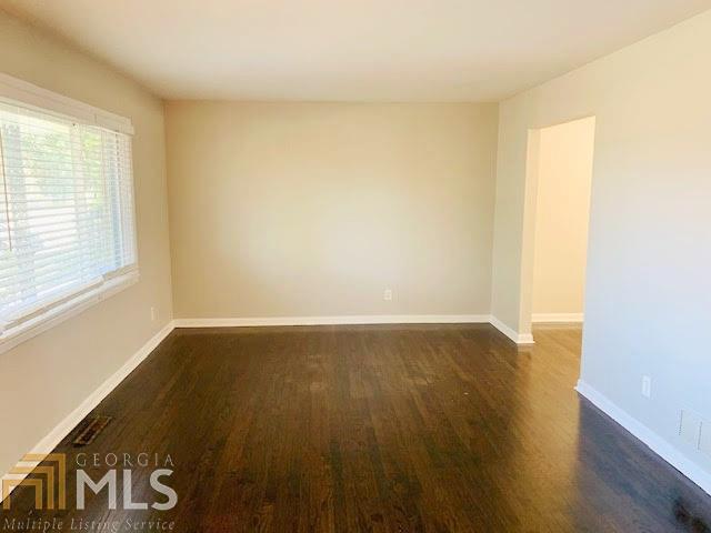 Building Photo - 3467 Pheasant Ct