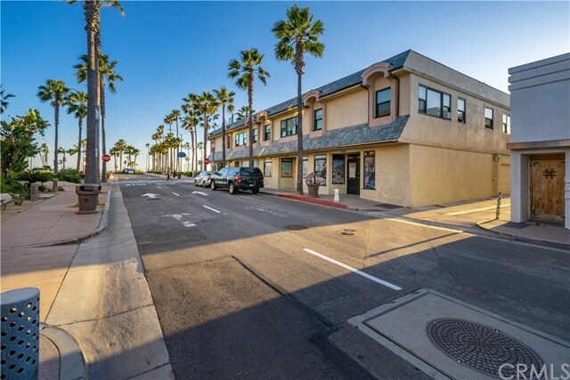 Building Photo - 514 E Oceanfront