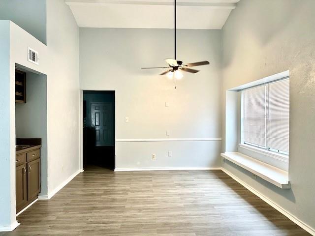 Foto del edificio - 2703 Armstrong Dr