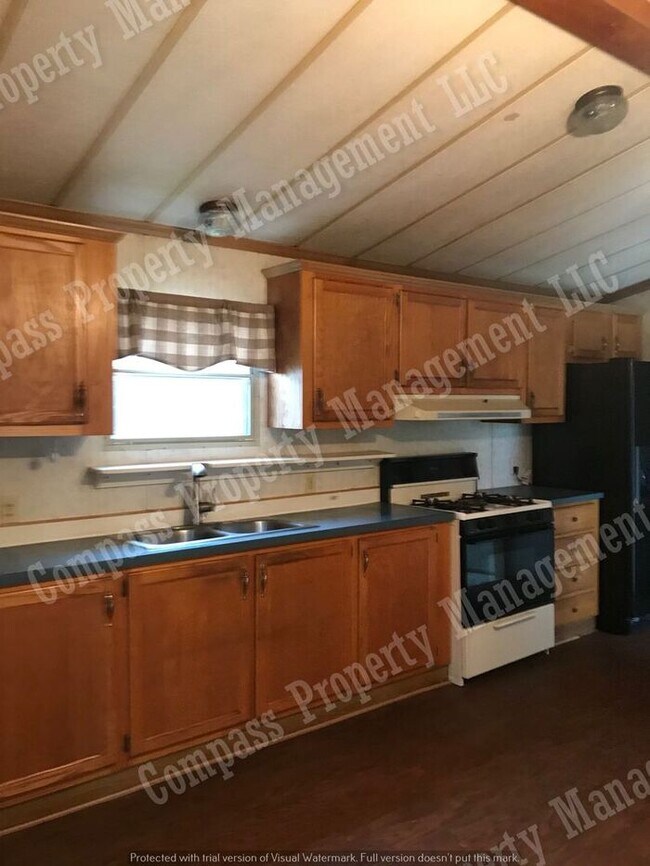 Building Photo - $895 - 3 Bed, 2 Bath - Sadsbury, Lancaster