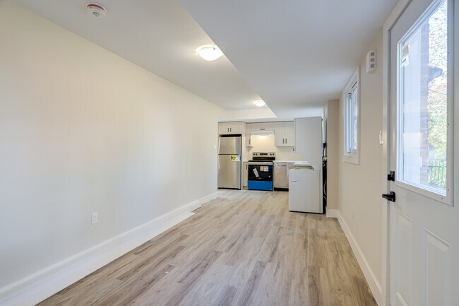 Building Photo - 64 Collete Crescent