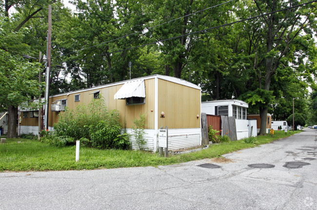 Building Photo - City Park Mobile Home Village