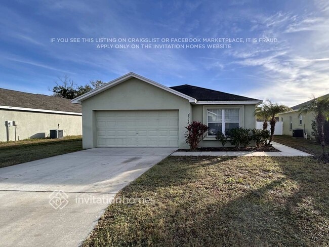 Building Photo - 4518 Fairway Oaks Dr