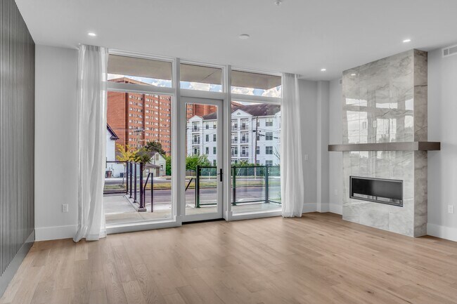 Foto del edificio - 321 31st Ave N